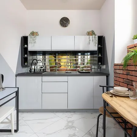Studio On Dluga Street 650 M To The Market Square By Renters * Poznan